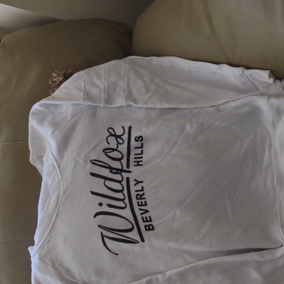 WILDFOX Beverly Hills SWEATSHIRT🌺🌺RARE - Picture 3 of 3